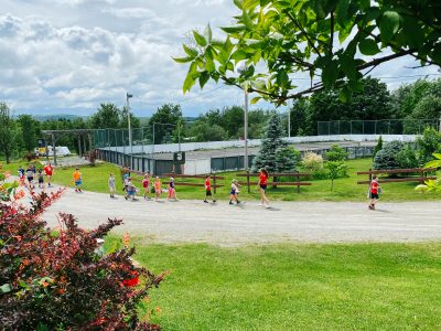 saint-isidore-de-clifton-camp-de-jour-enfants-en-marche-2